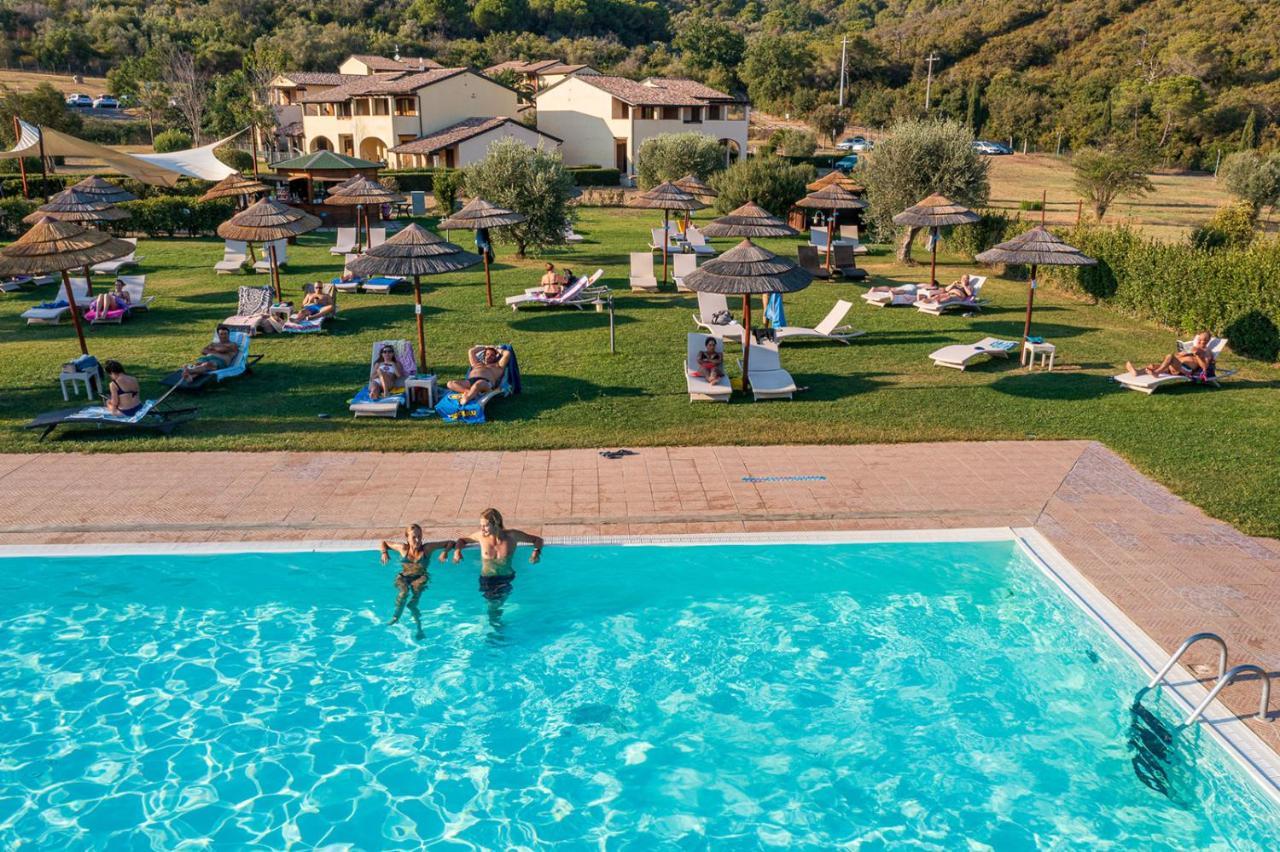 Aparthotel Le Corti Di Montepitti Suvereto Esterno foto
