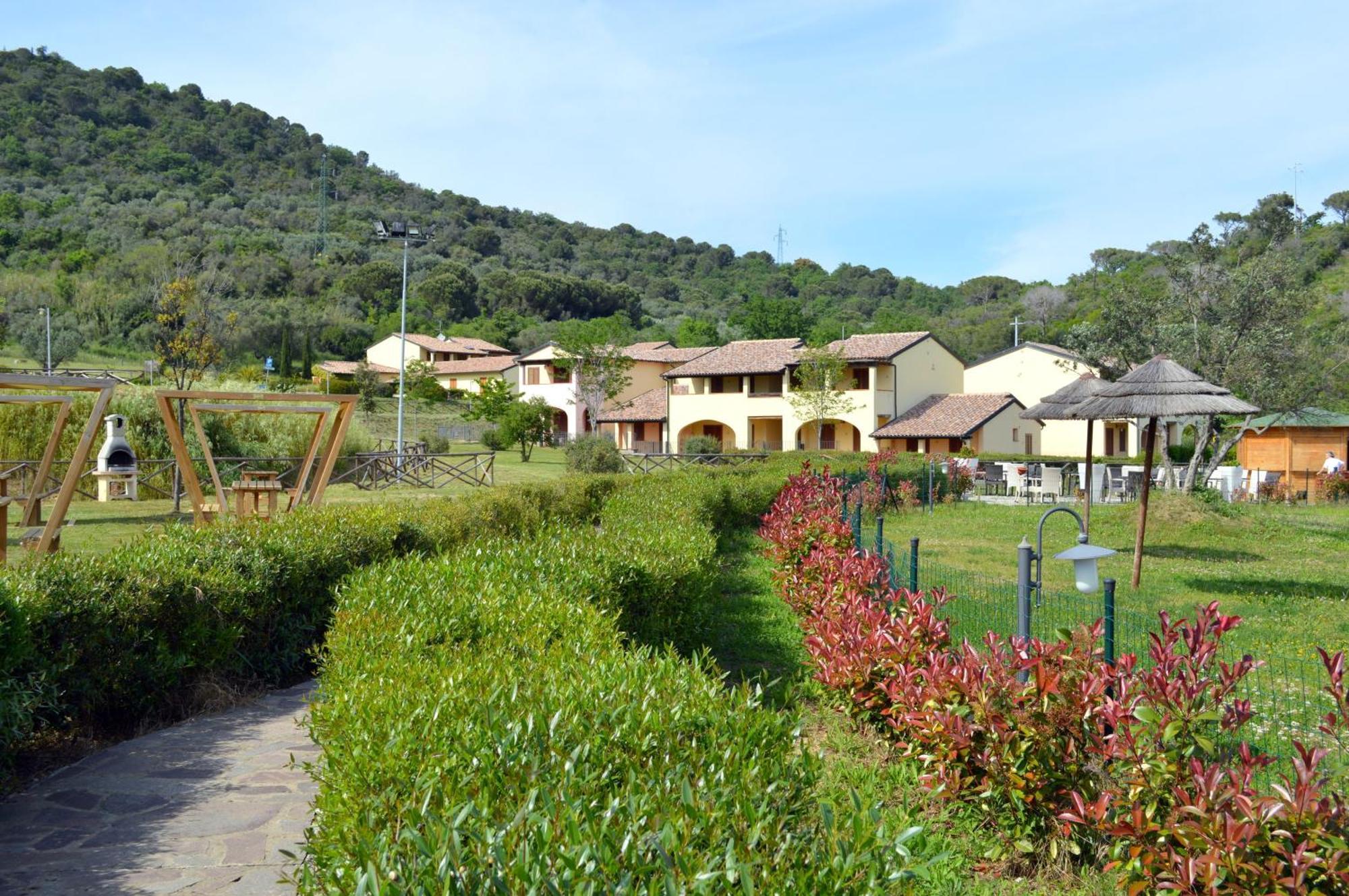 Aparthotel Le Corti Di Montepitti Suvereto Esterno foto