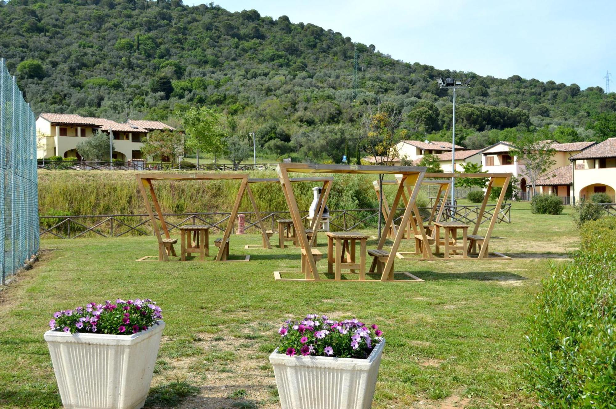 Aparthotel Le Corti Di Montepitti Suvereto Esterno foto