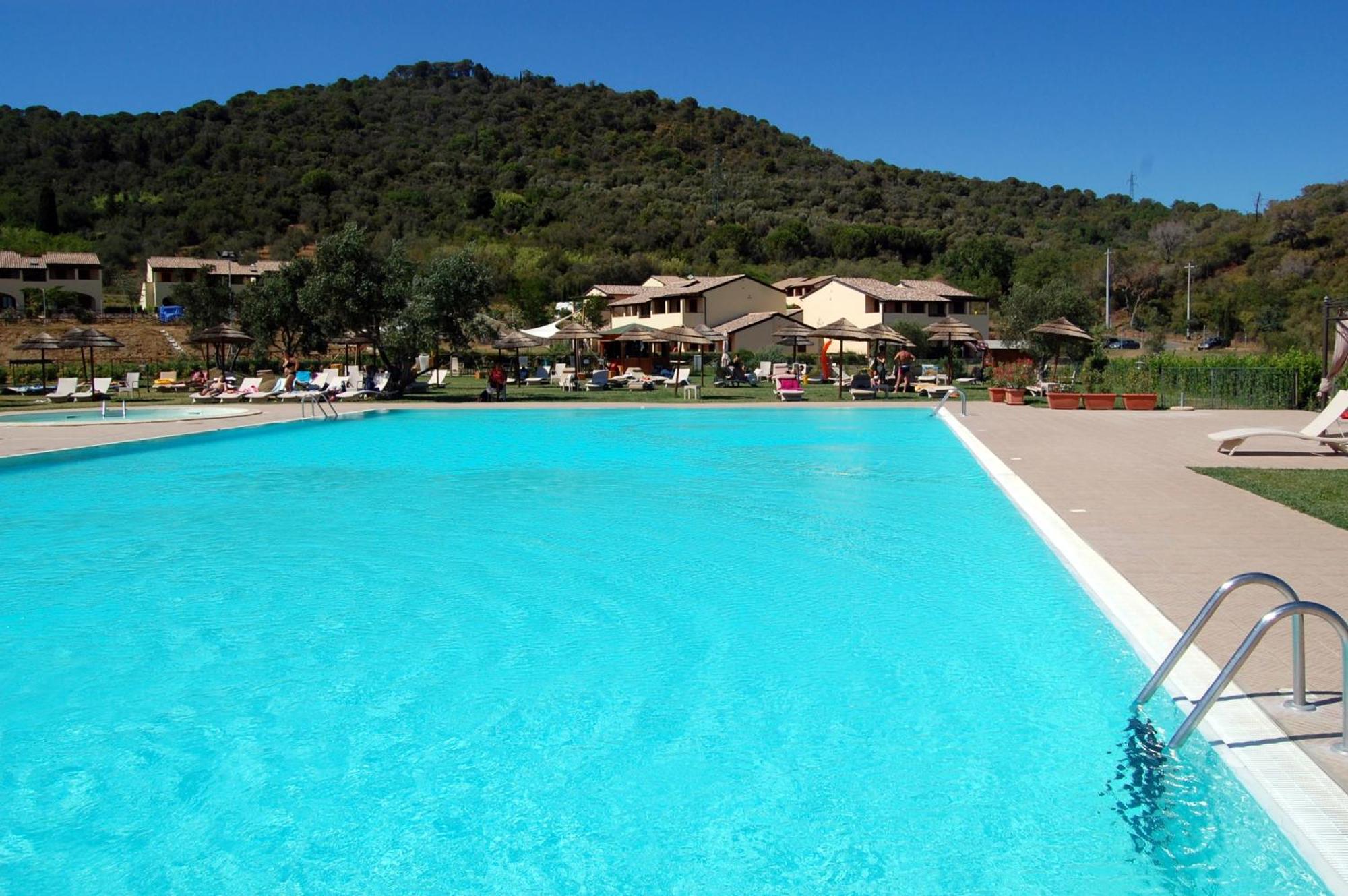 Aparthotel Le Corti Di Montepitti Suvereto Esterno foto