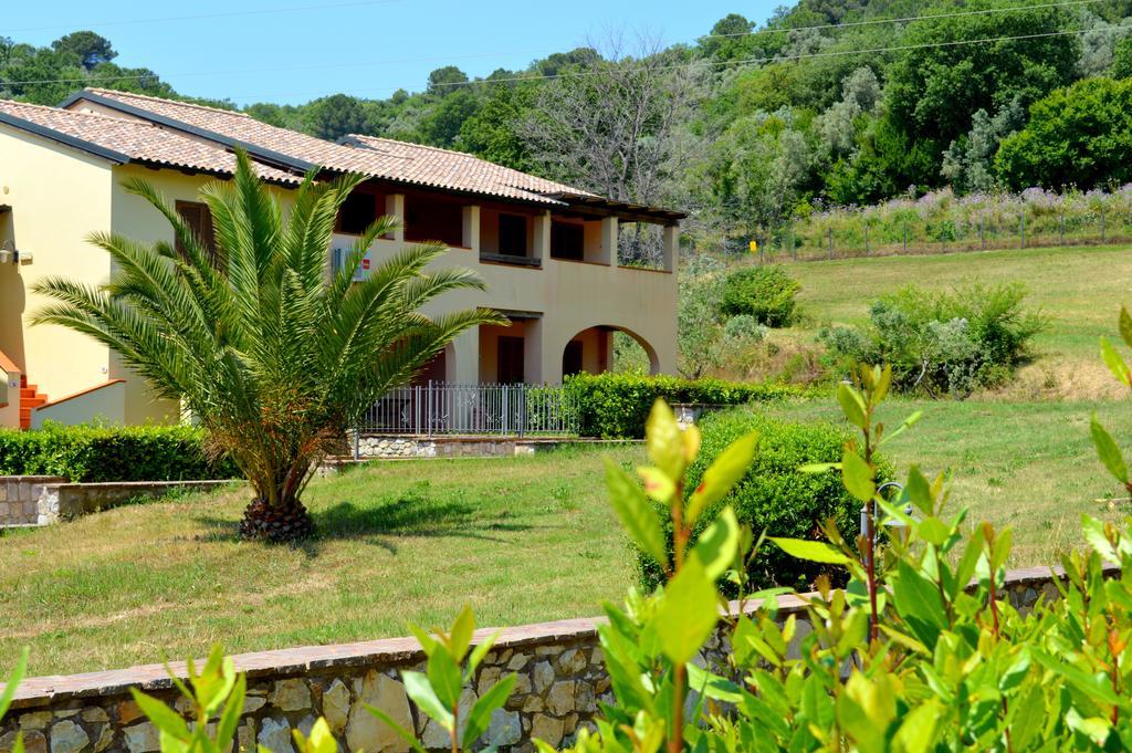 Aparthotel Le Corti Di Montepitti Suvereto Esterno foto