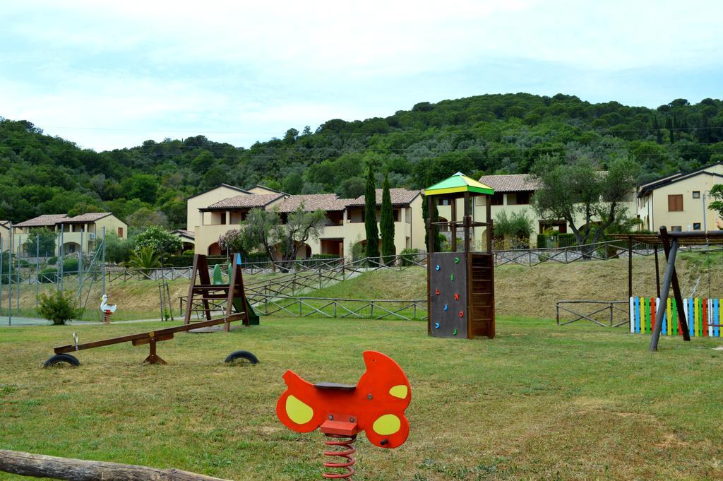 Aparthotel Le Corti Di Montepitti Suvereto Esterno foto